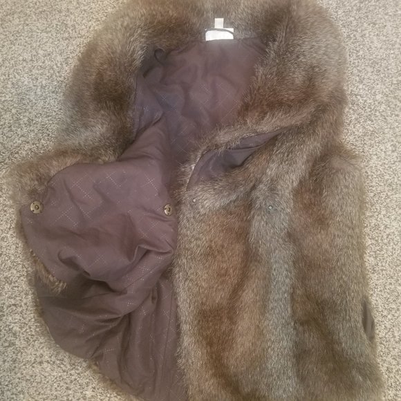 Kenar faux fur vest - Picture 5 of 8